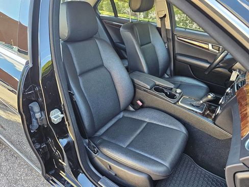 Used 2013 Mercedes-Benz C 300 4MATIC Sedan image 34