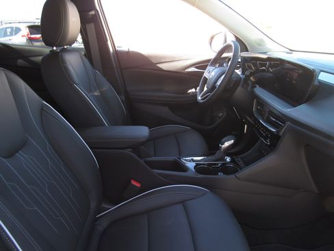 Used 2026 Buick Encore GX Avenir w/ Avenir Convenience Package image 8