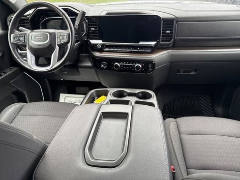 Used 2022 GMC Sierra 1500 Elevation image 11