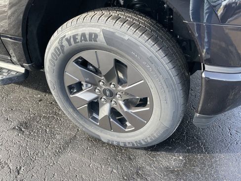 New 2025 Ford F150 Lightning Flash image 3