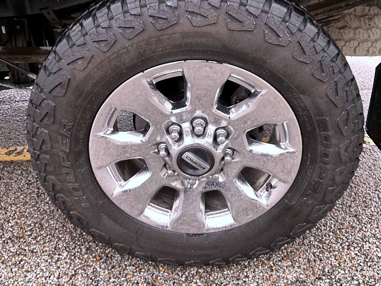 Used 2019 Ford F250 Lariat w/ Lariat Ultimate Package AWD/4WD image 25