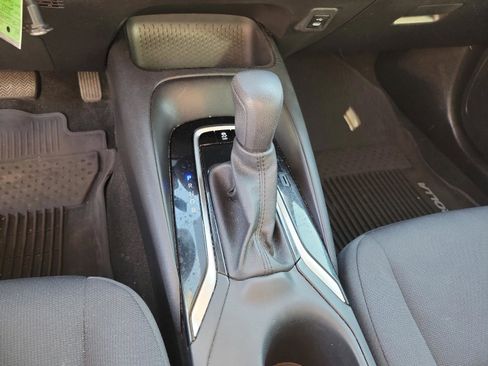 Used 2023 Toyota Corolla LE image 19