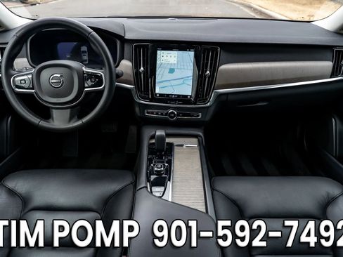 Used 2023 Volvo S90 B6 Plus image 17