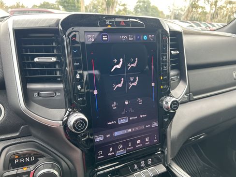 New 2026 RAM 1500 4x4 Crew Cab image 54