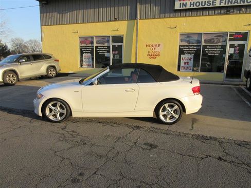 Used 2013 BMW 128i Convertible image 2