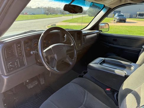 Used 2003 Chevrolet Silverado 1500 LS w/ Suspension Package, Off-Road image 8