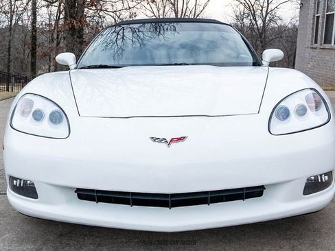 Used 2010 Chevrolet Corvette Convertible w/ Preferred Equipment Group image 20