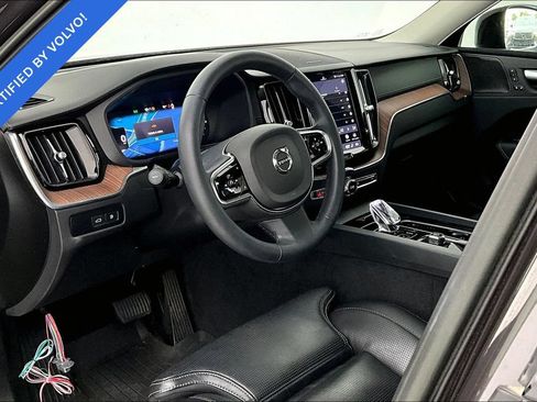 Certified 2023 Volvo XC60 T8 Ultimate w/ Climate Package AWD/4WD image 15