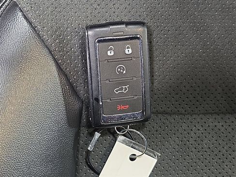 Used 2024 Jeep Grand Cherokee Altitude image 35