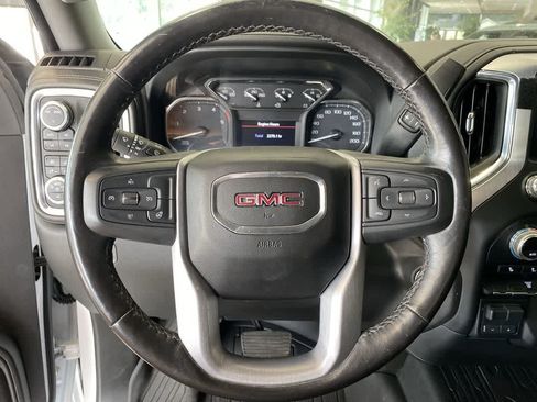 Used 2022 GMC Sierra 3500 SLT AWD/4WD image 17