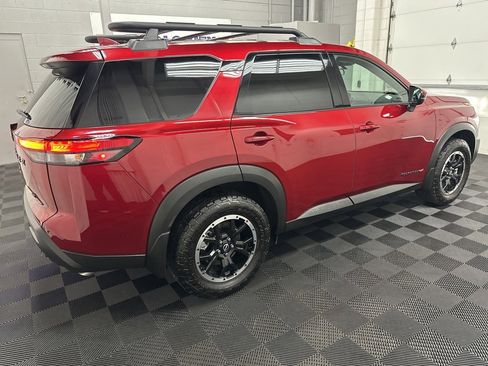 Used 2025 Nissan Pathfinder Rock Creek image 10