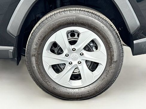 Certified 2025 Toyota RAV4 LE FWD image 30
