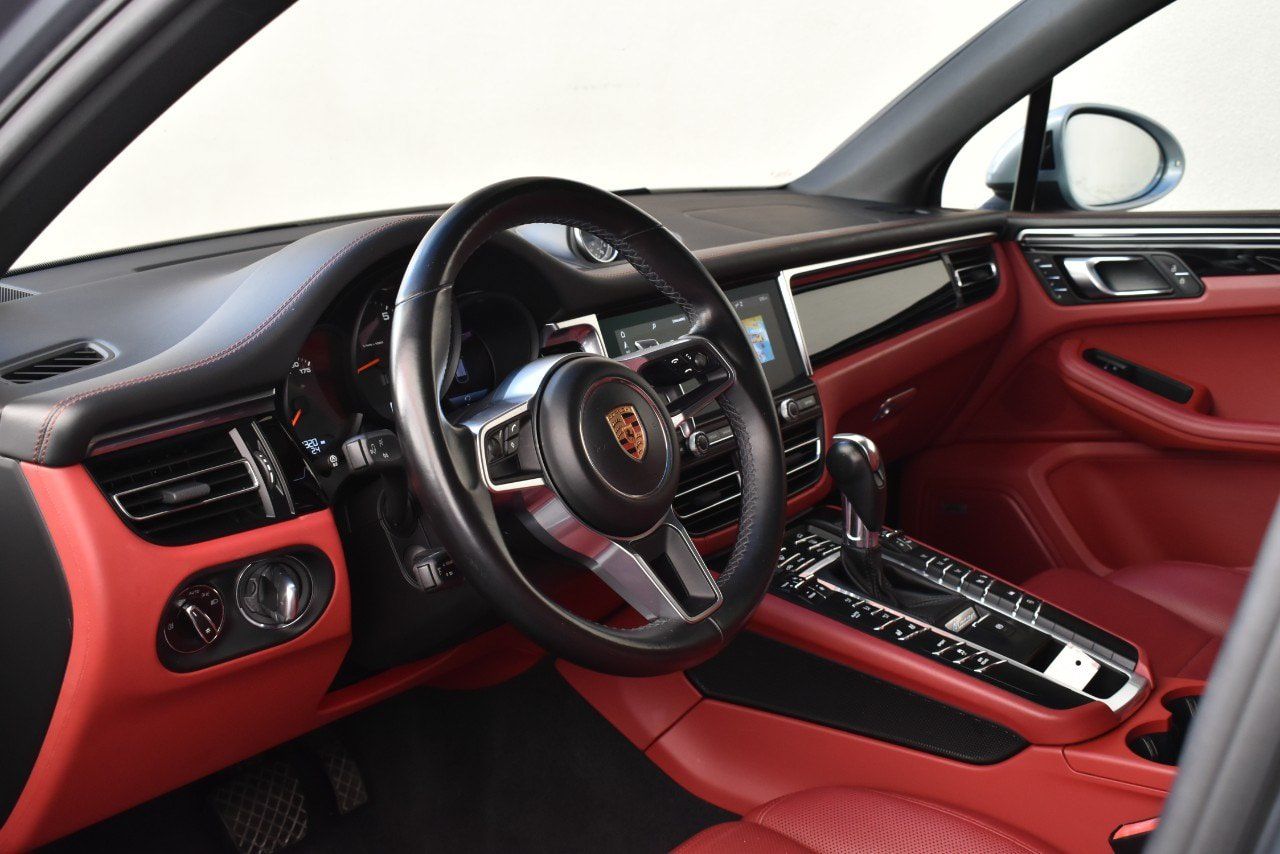 Used 2020 Porsche Macan AWD/4WD image 11