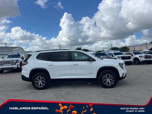 New 2026 GMC Acadia AT4 w/ Luxury Package AWD/4WD image 8
