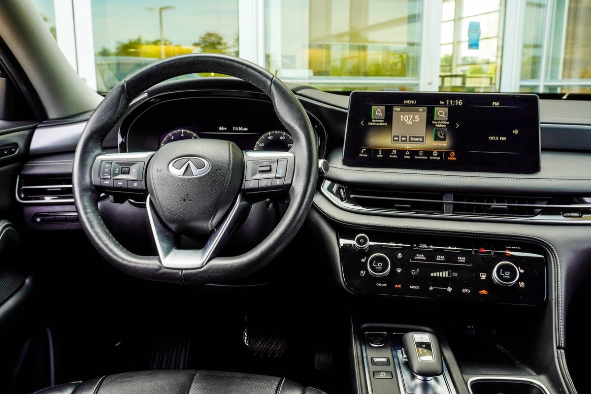 Certified 2023 INFINITI QX60 Luxe w/ Cargo Package AWD/4WD image 18