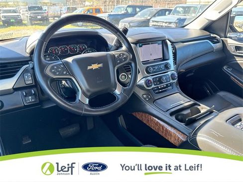 Used 2020 Chevrolet Suburban Premier image 36