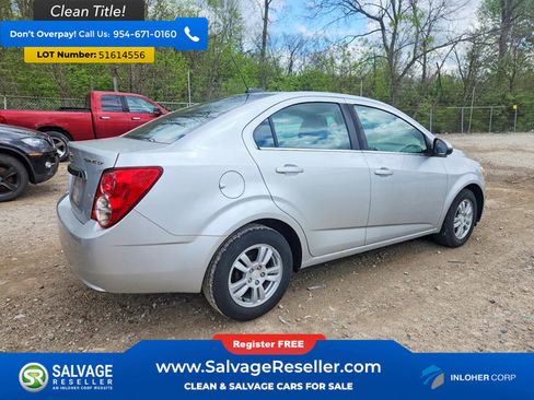 Used 2015 Chevrolet Sonic LT FWD image 4