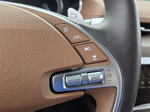 Used 2024 Genesis G80 image 24