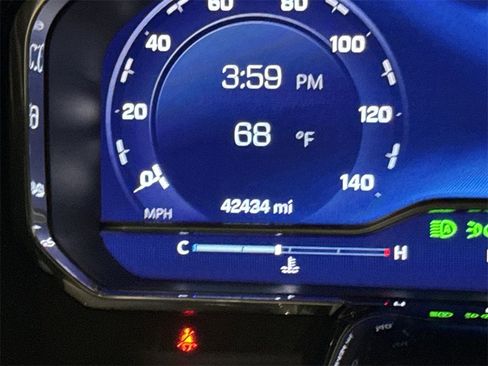 Used 2022 Chevrolet Silverado 1500 LT Trail Boss w/ Protection Package image 12