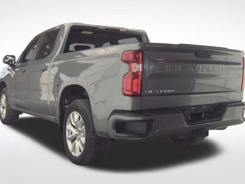 Used 2022 Chevrolet Silverado 1500 Custom image 7