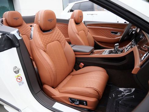 New 2025 Bentley Continental GT Speed image 22