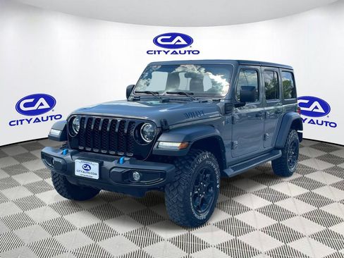 Used 2023 Jeep Wrangler Unlimited w/ Cold Weather Group AWD/4WD image 10