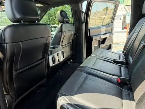 Used 2015 Ford F150 Lariat w/ Equipment Group 502A Luxury AWD/4WD image 12
