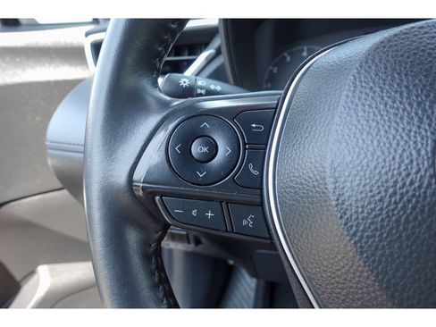 Used 2024 Toyota Corolla Cross AWD Hybrid w/ Moonroof Package image 16