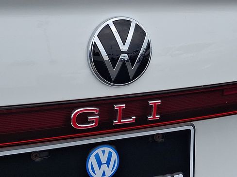 Certified 2026 Volkswagen Jetta GLI Autobahn FWD image 29