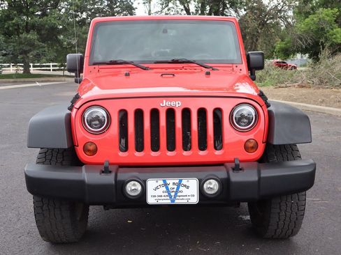 Used 2013 Jeep Wrangler Unlimited Sport AWD/4WD image 13