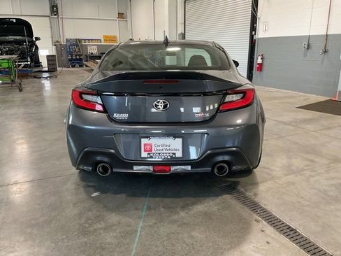 Used 2024 Toyota GR86 Premium w/ Performance Package RWD image 5