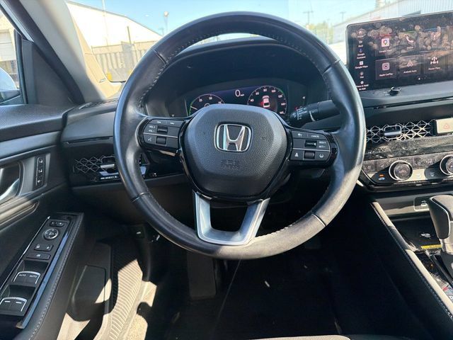 Used 2024 Honda Accord Touring image 14