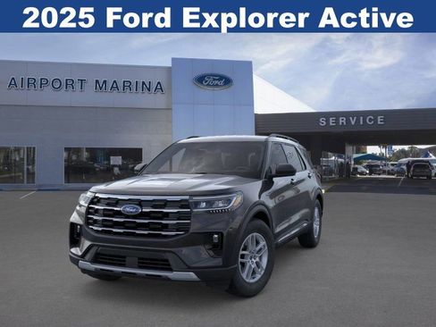 New 2025 Ford Explorer Active w/ Active Comfort Package image 2