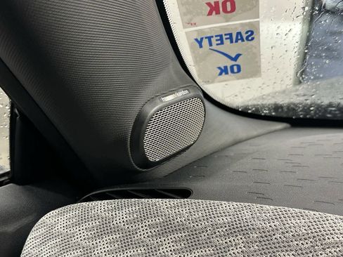 Certified 2025 MINI Cooper 2-Door Hardtop image 15