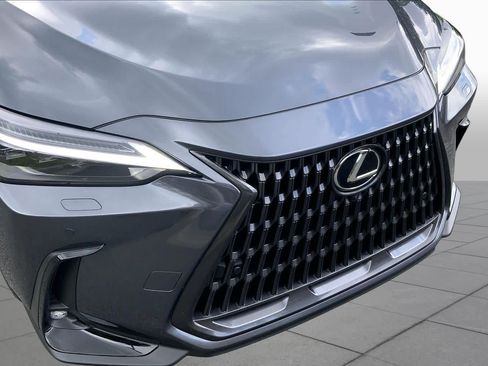 Used 2025 Lexus NX 350h AWD w/ Luxury Package image 30