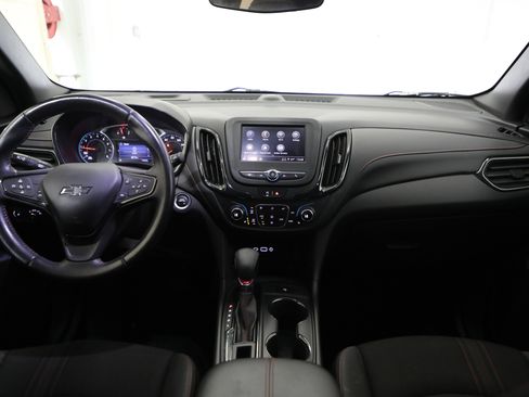 Used 2022 Chevrolet Equinox RS w/ LPO, Floor Liner Package image 2