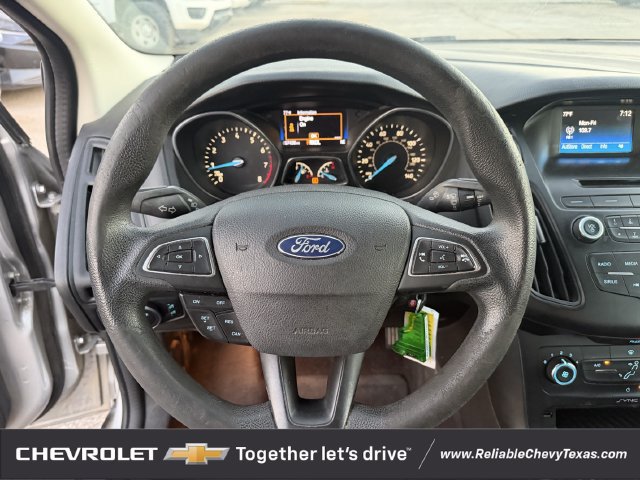 Used 2017 Ford Focus SE FWD image 13