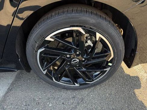 New 2026 Nissan Sentra SR w/ SR Premium Package image 9