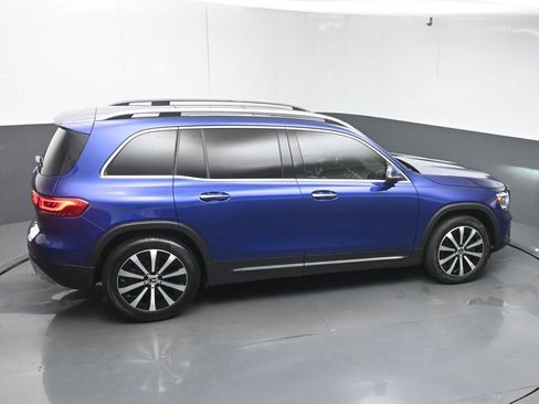 Used 2021 Mercedes-Benz GLB 250 w/ Premium Package image 50