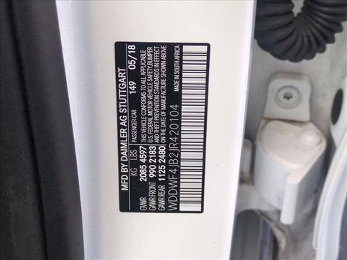 Used 2018 Mercedes-Benz C 300 Sedan image 25