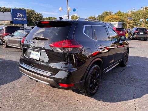 Used 2019 Nissan Rogue SV AWD/4WD image 7