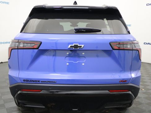 New 2026 Chevrolet Equinox RS w/ LPO, Floor Liner Package image 7