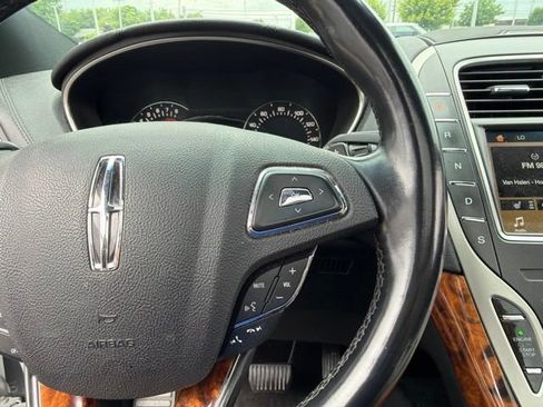 Used 2017 Lincoln MKX Select w/ Lincoln MKX Climate Package AWD/4WD image 24