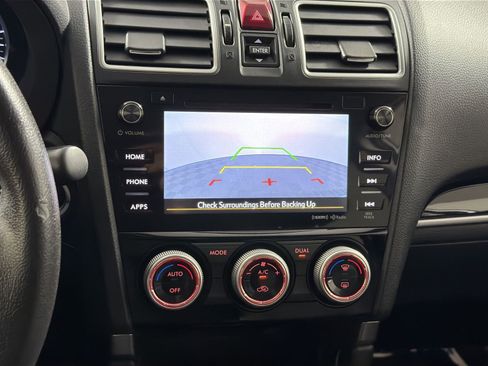 Used 2017 Subaru Forester 2.5i Touring image 19