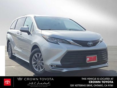 Certified 2021 Toyota Sienna XLE w/ XLE Plus Package