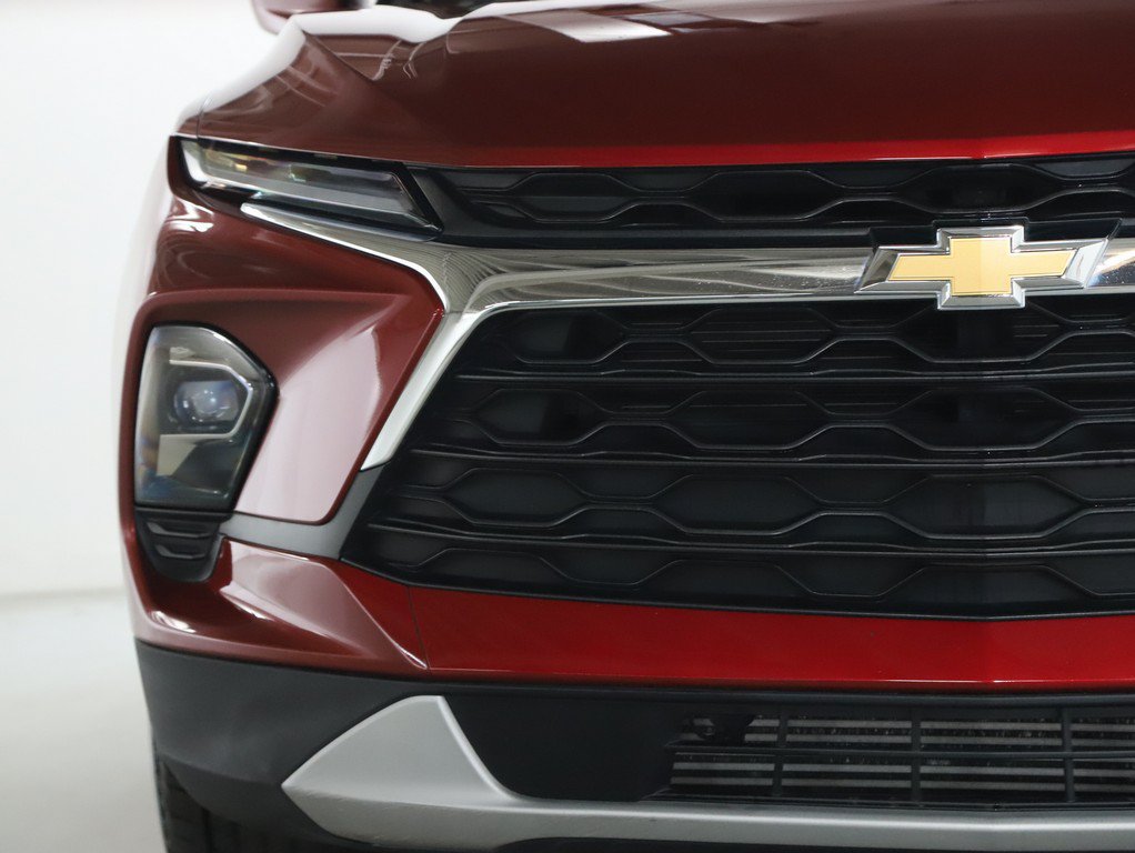 Used 2024 Chevrolet Blazer LT w/ Convenience Package FWD image 6