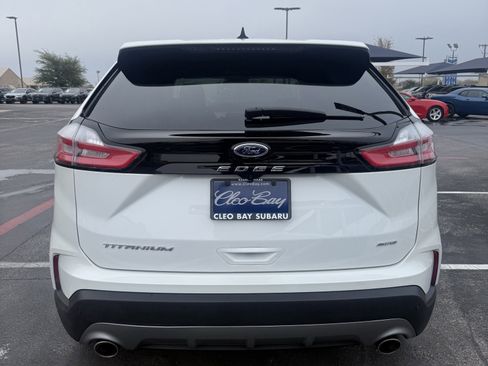 Used 2022 Ford Edge Titanium w/ Equipment Group 301A image 6