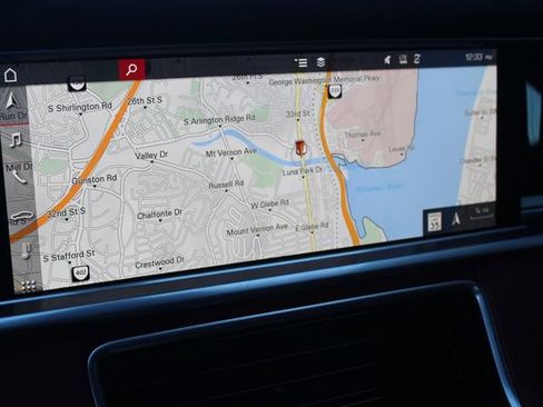 Used 2018 Porsche Panamera 4 image 21