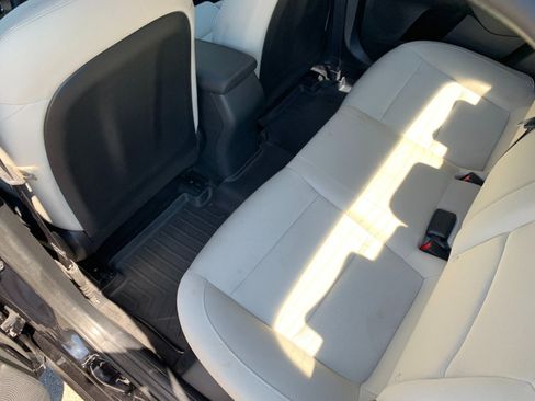 Used 2022 Kia Forte LXS FWD image 23