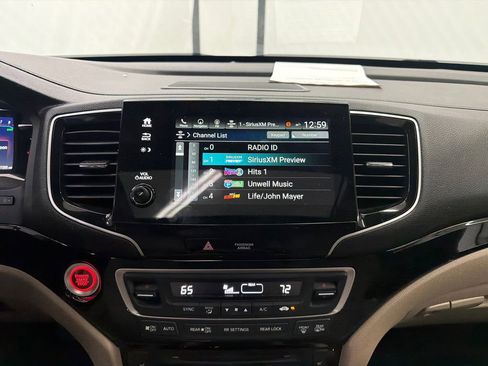 Used 2022 Honda Pilot Touring image 31